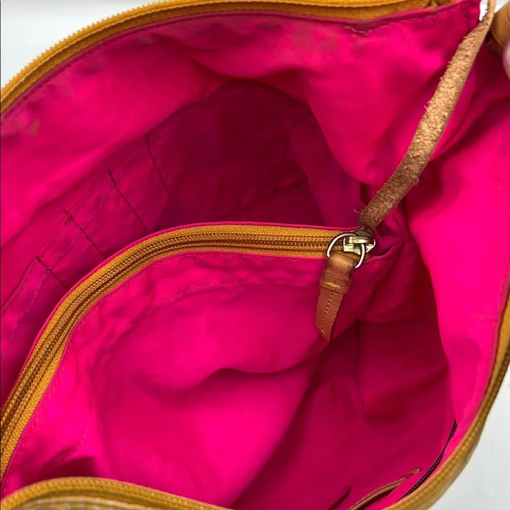 Dooney & Bourke Fabric Duck Hobo Butter Yellow White Shoulder Bag Pebbled Finish - Picture 10 of 13